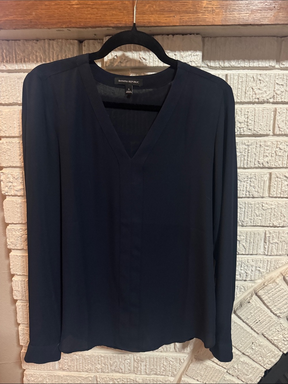 Banana Republic Navy V-Neck Long Sleeve Blouse